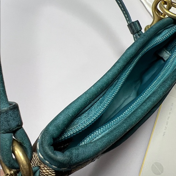 🌺 COACH SLIM BLUE POCKET LEATHER AND CANVAS SIGNATURE C WRISTLET BAG VINTAGE - Picture 8 of 10